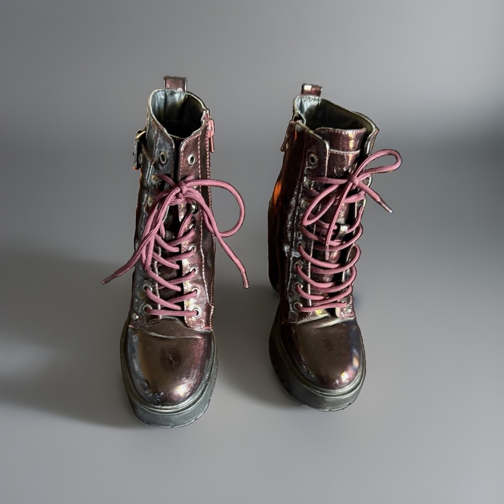 GBG Los Angeles Womens Burgundy Patent Leather Lace-Up Zip Bootie Lug Sole 8